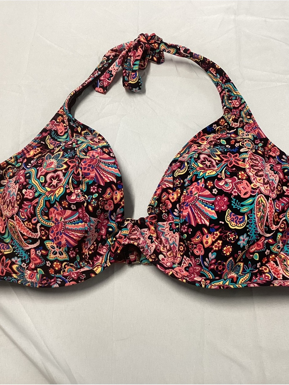 Sunsets LONDON CALLING Muse HALTER Top in  BLAK & Pink Paisley - Underwire